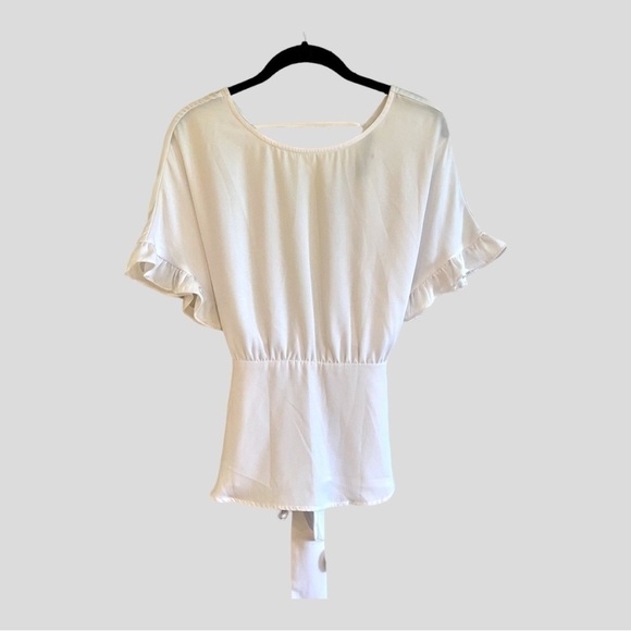 SUGAR LIPS, NWT, WHITE, OPEN BACK BLOUSE WITH GATHERED WAIST & TIE SASH. SIZE S - Picture 3 of 8